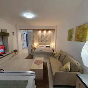 Garsoniere Fundeni Apartament